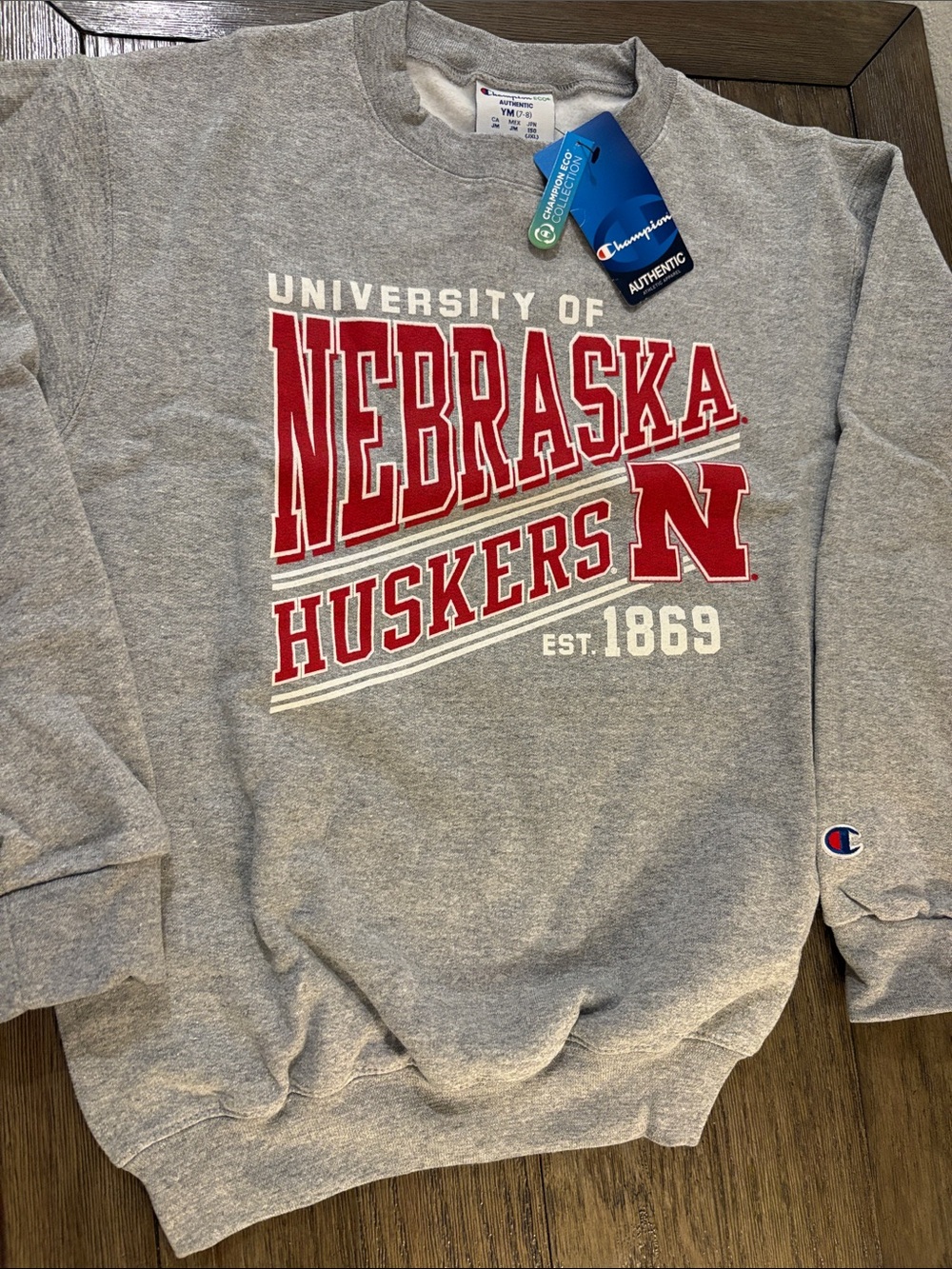 NWT [Champion] Nebraska Cornhuskers NCAA Crewneck Sweatshirt Youth M (7/8) - Picture 3 of 10